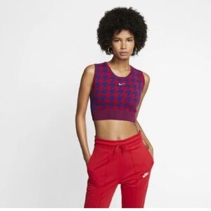 Nike Sportswear Women's Cropped Top size L NWT